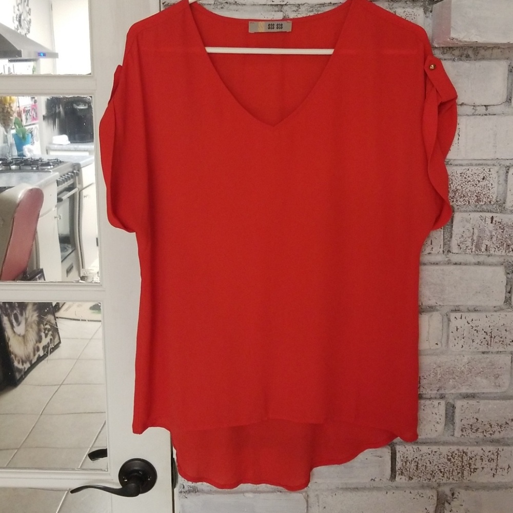 Blousy red shirt